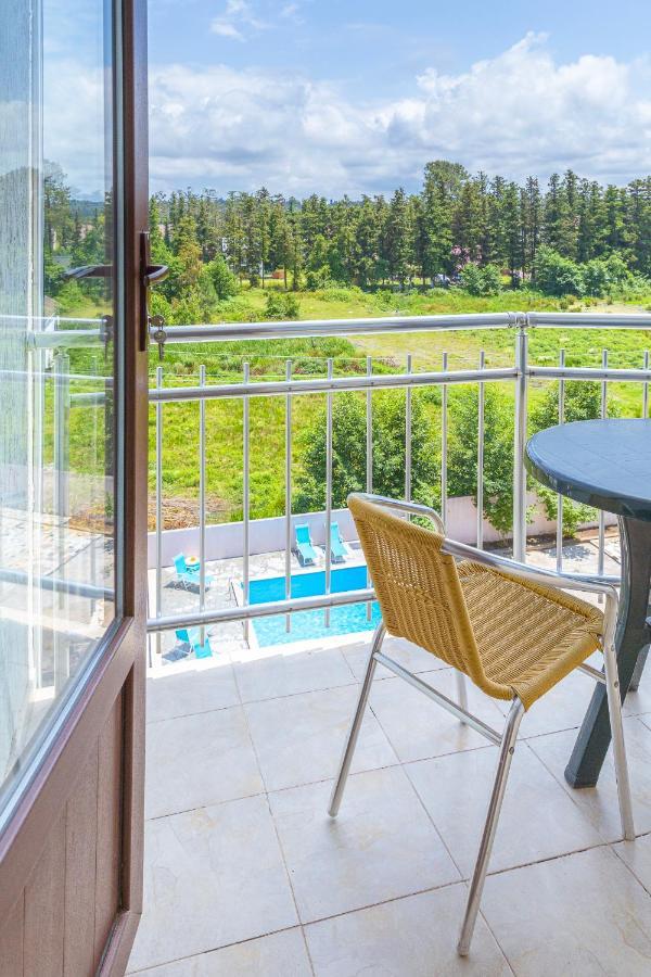 Samni Hotel Ureki Eksteriør billede