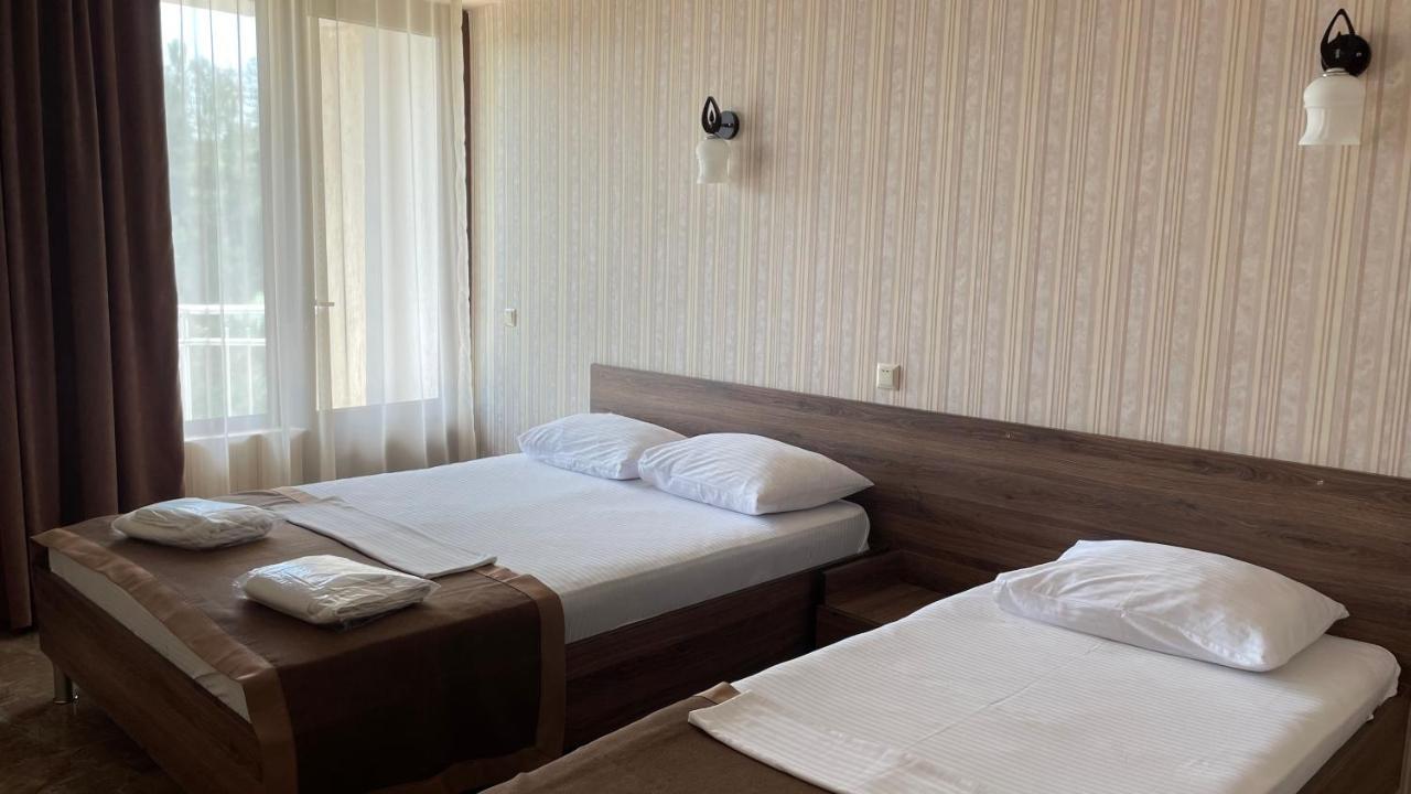 Samni Hotel Ureki Eksteriør billede
